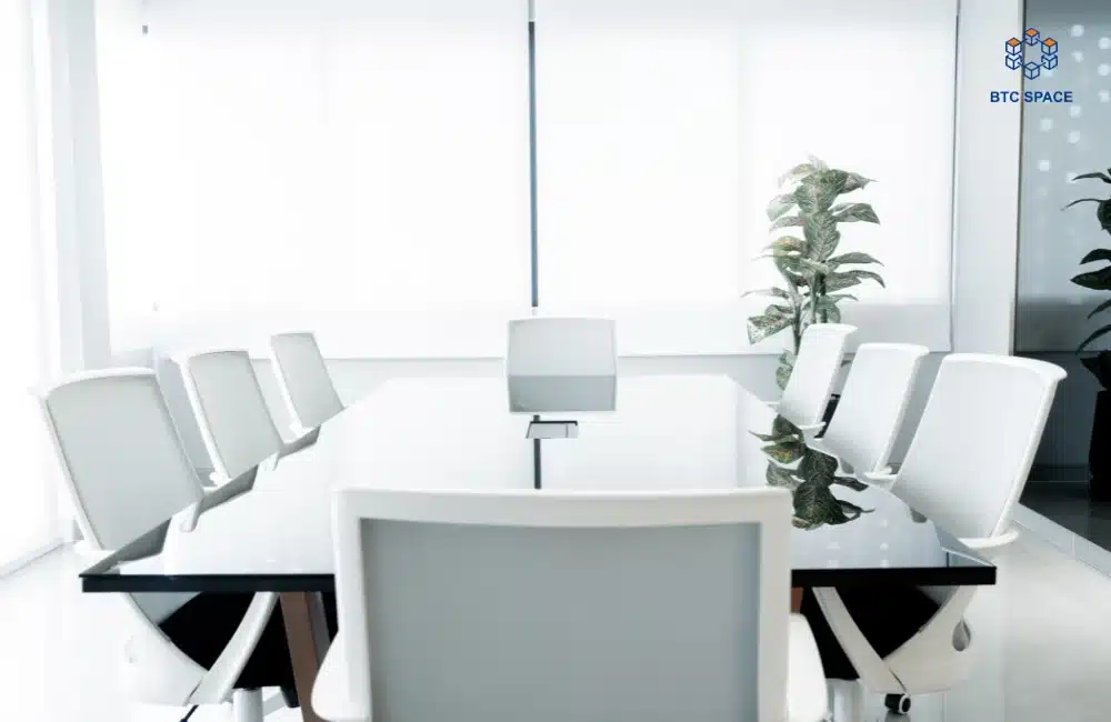  8 Types of Office Layout